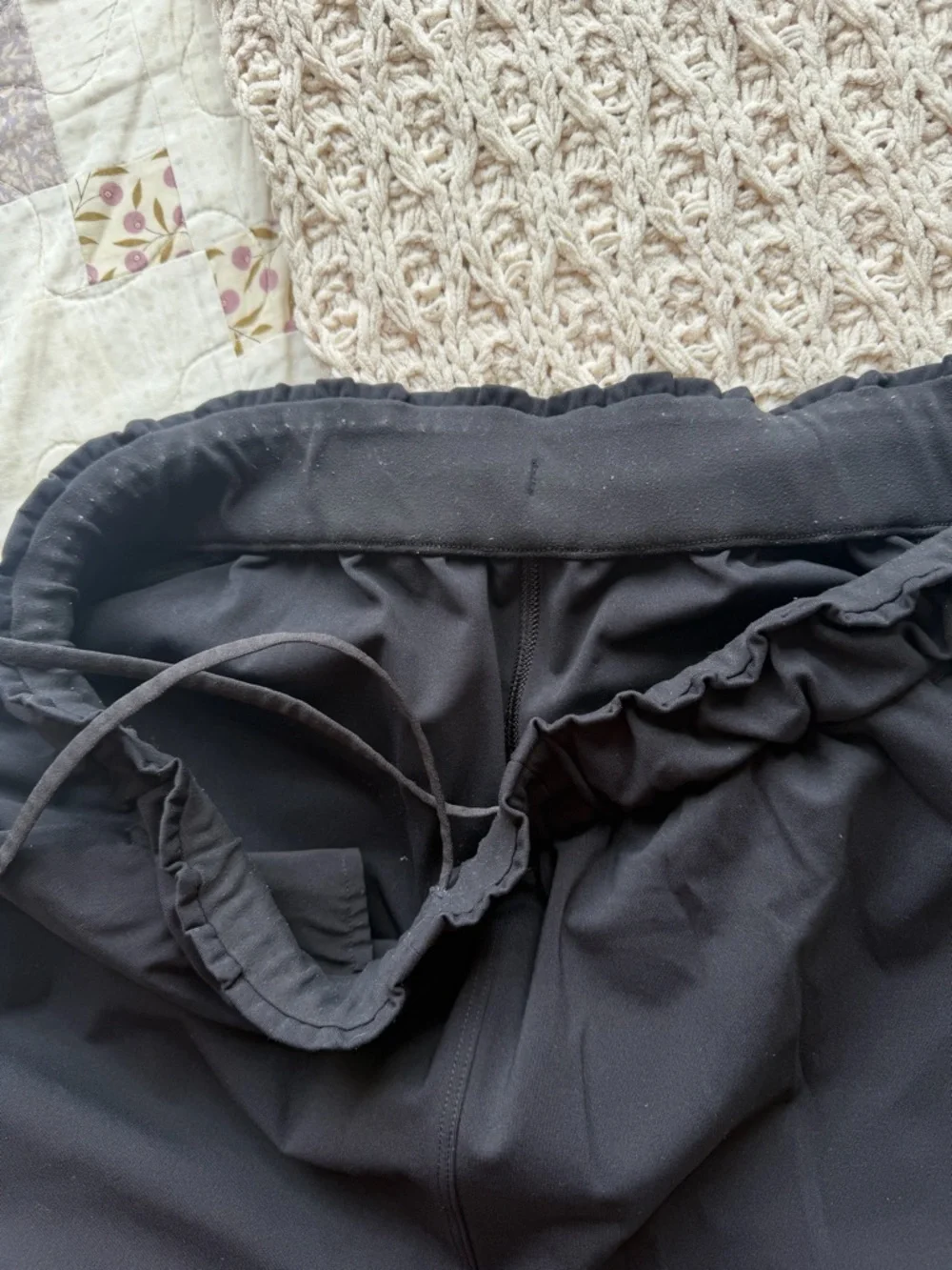 Lululemon On The Fly Jogger - Picture 4 of 5